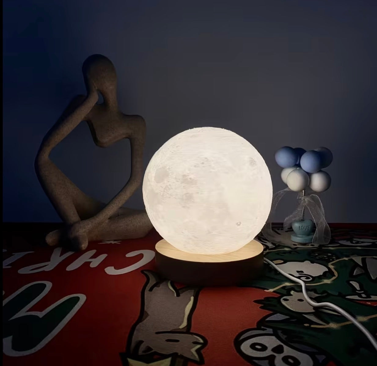 Minimilist moon light