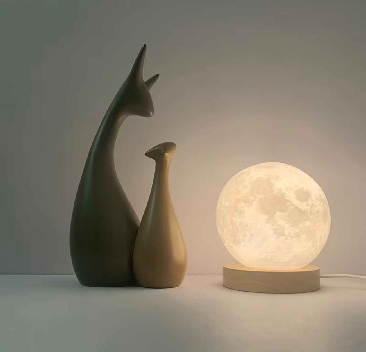 Minimilist moon light